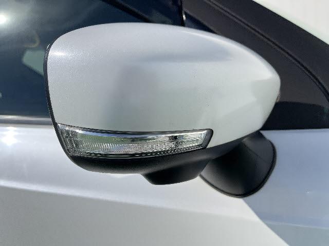 イグニス ハイブリッドＭＸ　全方位モニター付メモリーナビ　フルセグＴＶ　ステアリングスイッチ　セーフティーパッケージ　キーフリー　プッシュスタート　ＥＴＣ　ドライブレコーダー　アイドリングストップ　シートヒーター（25枚目）