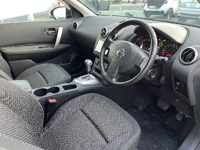 デュアリス ２０Ｇ　メモリーナビ　フルセグＴＶ　バックカメラ　ＥＴＣ　社外１７ｉｎＡＷ　キセノンライト（7枚目）