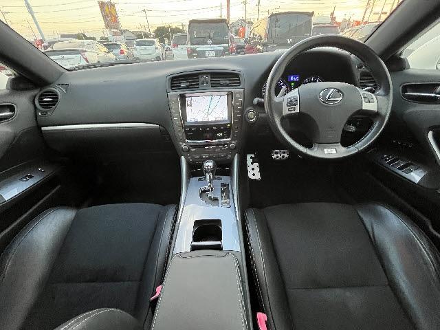 ＩＳ ＩＳ２５０　Ｆスポーツ　ＨＤＤナビ　フルセグＴＶ　バックカメラ　ステアリングスイッチ　クルーズコントロール　パドルシフト　ビルトインＥＴＣ　サンルーフ　シートヒーター　ＨＩＤライト　パワーシート　ハーフレザーシート（3枚目）