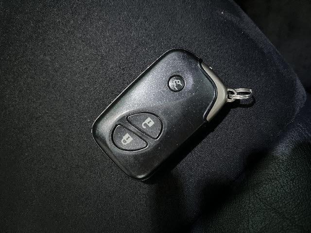 ＩＳ ＩＳ２５０　Ｆスポーツ　ＨＤＤナビ　フルセグＴＶ　バックカメラ　ステアリングスイッチ　クルーズコントロール　パドルシフト　ビルトインＥＴＣ　サンルーフ　シートヒーター　ＨＩＤライト　パワーシート　ハーフレザーシート（26枚目）