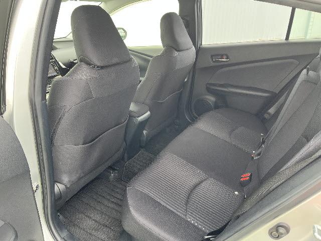 プリウス Ｓセーフティプラス　ＳＤナビ　フルセグＴＶ　バックカメラ　ステアリングスイッチ　クルーズコントロール　プリクラッシュセーフティー　ＬＥＤヘッドライト　ＬＥＤフォグランプ　ビルトインＥＴＣ２．０　キーフリー（13枚目）