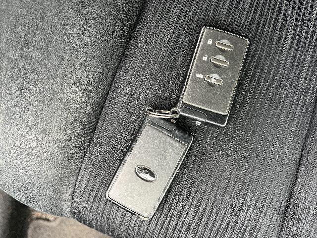 レガシィツーリングワゴン ２．５ｉアイサイト　メモリーナビ　フルセグＴＶ　前後ドライブレコーダー　レーダークルーズコントロール　パドルシフト　ＨＩＤライト　パワーシート　バックカメラ　電動パーキング（26枚目）