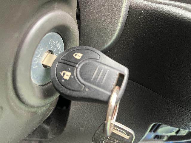 キューブ １５Ｘ　ＨＤＤナビ　ワンセグＴＶ　ＥＴＣ　キーレスエントリー　社外アルミホイール（26枚目）