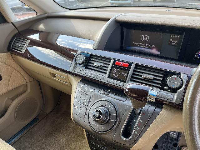 エリシオン Ｘ　Ｘ　４ＷＤ　ＨＤＤマルチナビ　バックカメラ　パワースライドドア　ＥＴＣ　ＨＩＤライト　ステアリングリモコン　キーレスエントリー（11枚目）