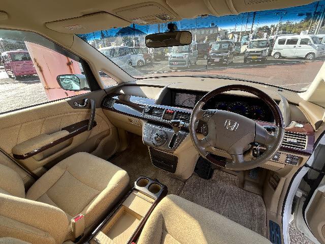 エリシオン Ｘ　Ｘ　４ＷＤ　ＨＤＤマルチナビ　バックカメラ　パワースライドドア　ＥＴＣ　ＨＩＤライト　ステアリングリモコン　キーレスエントリー（15枚目）