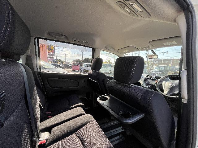 セレナ ハイウェイスター　Ｓ－ハイブリッド　ハイウェイスターＳハイブリッド　ＳＤナビ　フルセグ　バックカメラ　　両側パワースライドドア　ドライブレコーダー装備　クルーズコントロール　ＥＴＣ（13枚目）