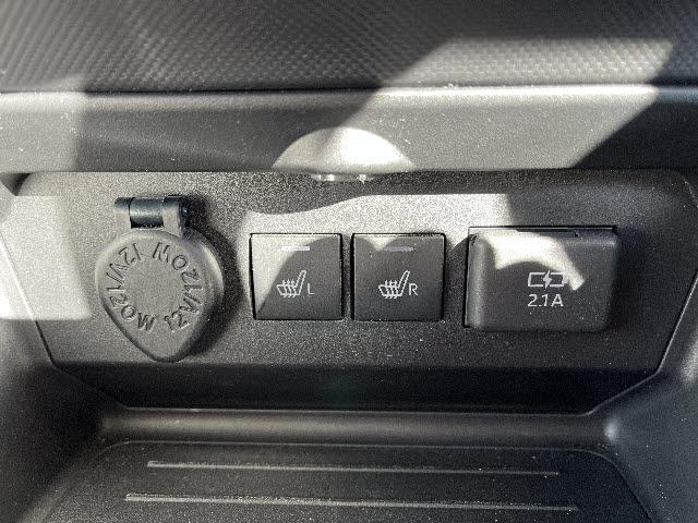 ライズ Ｚ　ＳＤナビ　フルセグＴＶ　バックカメラ　アクティブクルーズコントロール　ＬＥＤヘッドライト　ＬＥＤフォグランプ　ＥＴＣ２．０　パーキングセンサー　アイドリングストップ　スマートアシスト　プッシュスタート（21枚目）