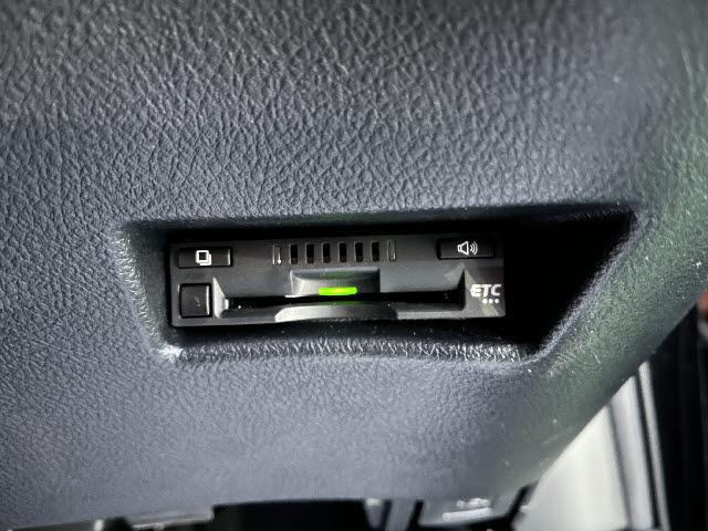 シエンタ Ｇ　Ｇ　トヨタセーフティセンス　純正ＳＤナビ　両側パワースライドドア　ワンセグ　ＢＬＵＥＴＯＯＴＨ　バックカメラ　ステアリングリモコン　左右シートヒーター　サイド＆カーテンエアバック　プライバシータラス（19枚目）