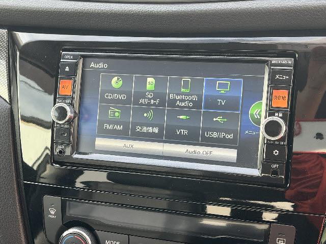 エクストレイル 20X 4WD SDナビ フルセグTV バックカメラ フリップダウンモニター インテリキー プッシュスタート 左右シートヒーター レザーシート(9枚目)