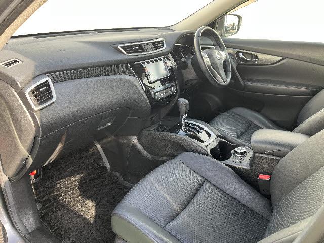 エクストレイル 20X 4WD SDナビ フルセグTV バックカメラ フリップダウンモニター インテリキー プッシュスタート 左右シートヒーター レザーシート(14枚目)