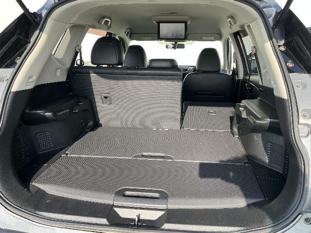 エクストレイル 20X 4WD SDナビ フルセグTV バックカメラ フリップダウンモニター インテリキー プッシュスタート 左右シートヒーター レザーシート(18枚目)