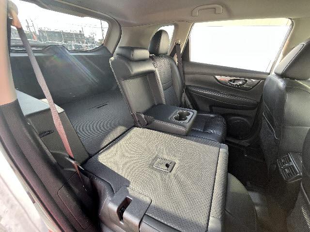 エクストレイル 20X 4WD SDナビ フルセグTV バックカメラ フリップダウンモニター インテリキー プッシュスタート 左右シートヒーター レザーシート(22枚目)