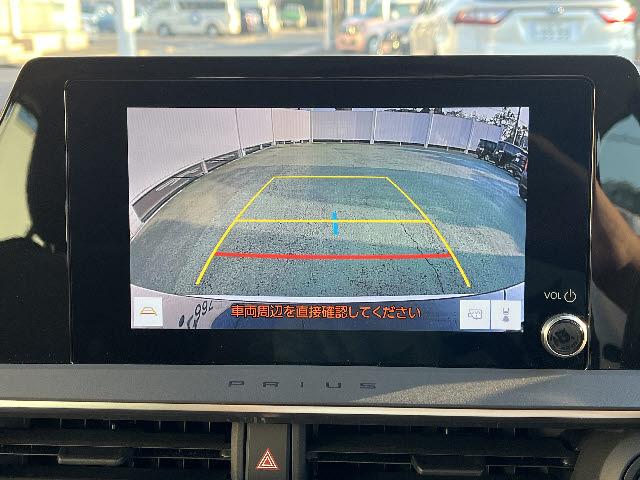 プリウス Ｇ　ディスプレイオーディオ　フルセグＴＶ　　ビルトインＥＴＣ２．０　　ＬＥＤヘッドライト　前後ドライブレコーダー　追従型クルーズコントロール　電動パーキング　トヨタセーフティセンス　左右シートヒーター（10枚目）