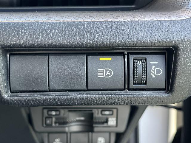 プリウス Ｇ　ディスプレイオーディオ　フルセグＴＶ　　ビルトインＥＴＣ２．０　　ＬＥＤヘッドライト　前後ドライブレコーダー　追従型クルーズコントロール　電動パーキング　トヨタセーフティセンス　左右シートヒーター（11枚目）