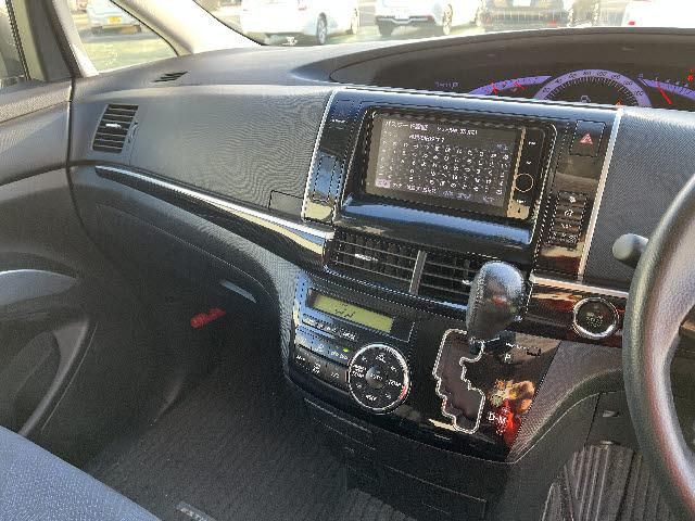 エスティマ アエラス HDDナビ フルセグTV フリップダウンモニター バックカメラ ステアリングスイッチ 両側パワースライドドア ビルトインETC キーフリー プッシュスタート(9枚目)