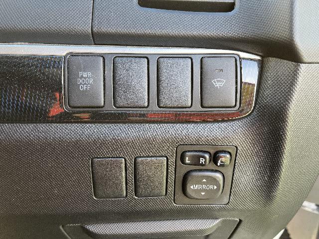 エスティマ アエラス HDDナビ フルセグTV フリップダウンモニター バックカメラ ステアリングスイッチ 両側パワースライドドア ビルトインETC キーフリー プッシュスタート(23枚目)