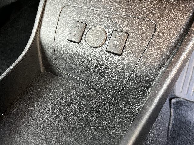 プリウスPHV S SDナビ フルセグTV ステアリングスイッチ ビルトインETC HIDライト 左右シートヒーター(10枚目)