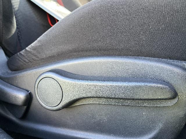 ジューク 15RX ETC 純正CDオーディオ オートライト キーレスエントリー(27枚目)