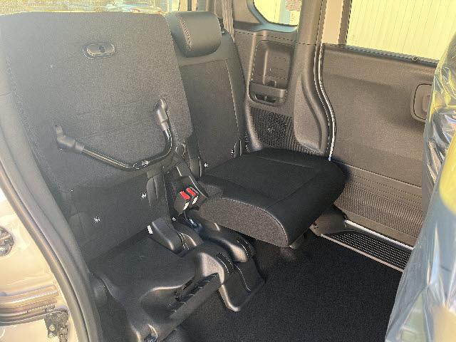 Ｎ－ＢＯＸカスタム ターボ　届出済未使用車　ホンダセンシング　左右シートヒーター　両側パワースライドドア　ＬＥＤヘッドライト　ＬＥＤフォグランプ　電動パーキング　アクティブクルーズコントロール　パドルシフト　ステアリングスイッチ（20枚目）