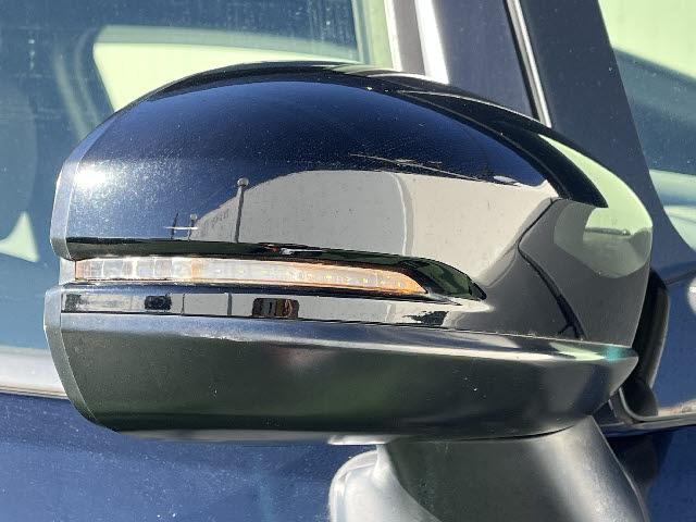 フィットハイブリッド Ｓ　ホンダセンシング　ワンオーナー　ＳＤナビ　フルセグＴＶ　ステアリングスイッチ　バックカメラ　ビルトインＥＴＣ　パドルシフト　レーダークルーズコントロール　ＬＥＤヘッドライト　ＬＥＤフォグランプ　キーフリー（25枚目）