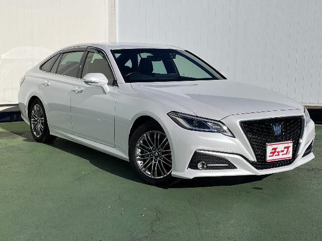 クラウンハイブリッド Ｓ　トヨタセーフティセンス　メーカーナビ　フルセグＴＶ　ステアリングスイッチ　全方位カメラ　ビルトインＥＴＣ　ＢＳＭ　クルーズコントロール　ＬＥＤヘッドライト　ＬＥＤフォグランプ　ハーフレザーシート（2枚目）