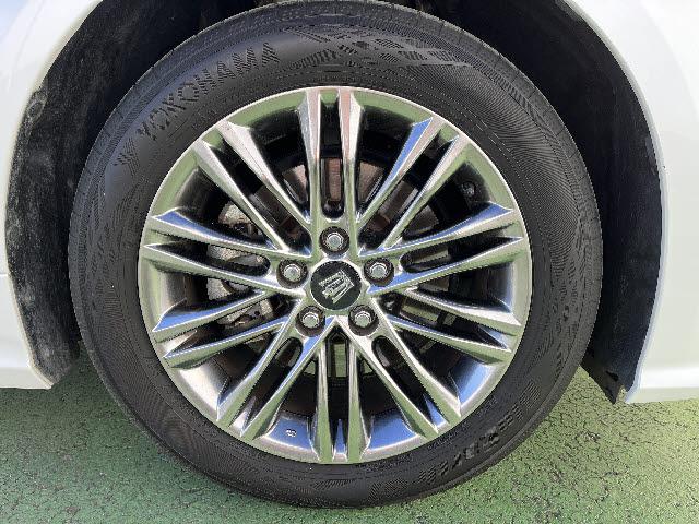 クラウンハイブリッド Ｓ　トヨタセーフティセンス　メーカーナビ　フルセグＴＶ　ステアリングスイッチ　全方位カメラ　ビルトインＥＴＣ　ＢＳＭ　クルーズコントロール　ＬＥＤヘッドライト　ＬＥＤフォグランプ　ハーフレザーシート（27枚目）