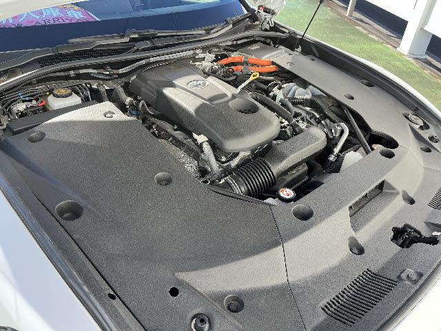 クラウンハイブリッド Ｓ　トヨタセーフティセンス　メーカーナビ　フルセグＴＶ　ステアリングスイッチ　全方位カメラ　ビルトインＥＴＣ　ＢＳＭ　クルーズコントロール　ＬＥＤヘッドライト　ＬＥＤフォグランプ　ハーフレザーシート（28枚目）