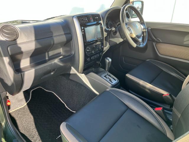 ジムニー ランドベンチャー　純正ナビ　フルセグ　ＢＴオーディオ　前後ドライブレコーダー　キーレスエントリー　左右シートヒーター　ヒータードアミラー　合皮レザーシート　４ＷＤ　ターボ　ワンオーナー車　特別仕様車（16枚目）