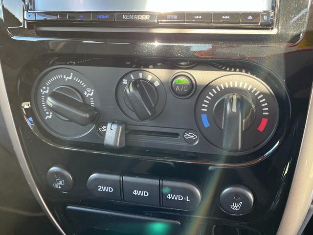 ジムニー ランドベンチャー　純正ナビ　フルセグ　ＢＴオーディオ　前後ドライブレコーダー　キーレスエントリー　左右シートヒーター　ヒータードアミラー　合皮レザーシート　４ＷＤ　ターボ　ワンオーナー車　特別仕様車（17枚目）
