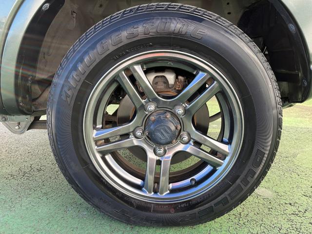 ジムニー ランドベンチャー　純正ナビ　フルセグ　ＢＴオーディオ　前後ドライブレコーダー　キーレスエントリー　左右シートヒーター　ヒータードアミラー　合皮レザーシート　４ＷＤ　ターボ　ワンオーナー車　特別仕様車（27枚目）