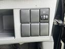 お客様にとって最高の一台を見つける為のお手伝いをさせて頂きます。金額面のみならず装備面など、些細な事でも気になるところはお気軽にご相談下さい。
