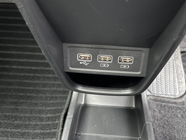 N-ONE オリジナル ワンオーナー・メモリーナビ・バックカメラ・アダプティブクルーズコントロール・ステアリングリモコン・アイドリングストップ・LEDヘッドライト・オートライト・オートブレーキホールド・キーフリー(6枚目)