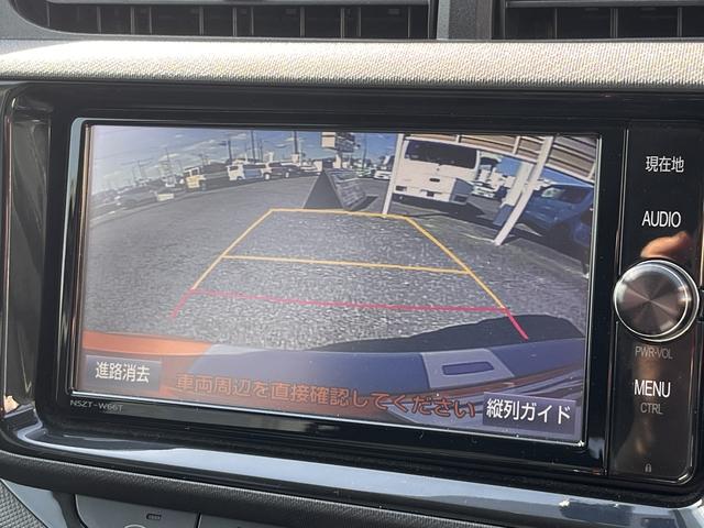 アクア Ｓ　純正ＳＤナビ・フルセグＴＶ・Ｂｌｕｅｔｏｏｔｈ・バックカメラ・ビルトインＥＴＣ２．０・キーフリー・ステアリングリモコン・オートライト・オートエアコン・純正ドライブレコーダー・シートヒーター（3枚目）