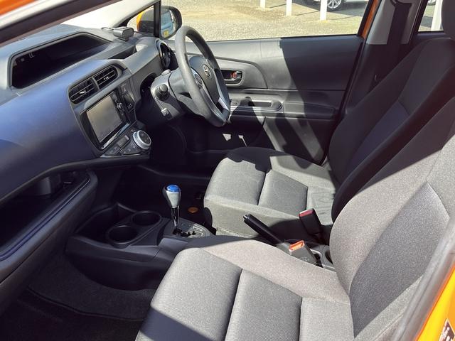 アクア Ｓ　純正ＳＤナビ・フルセグＴＶ・Ｂｌｕｅｔｏｏｔｈ・バックカメラ・ビルトインＥＴＣ２．０・キーフリー・ステアリングリモコン・オートライト・オートエアコン・純正ドライブレコーダー・シートヒーター（24枚目）