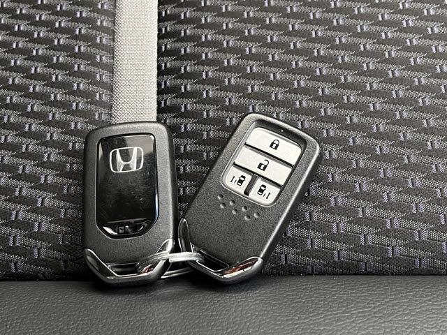 ステップワゴン モデューロＸ　ホンダセンシング　モデューロＸ＿ホンダセンシング＿９インチＳＤナビ＿フルセグＴＶ＿バックモニター＿ＥＴＣ＿両側パワースライドドア＿アダプティブクルーズコントロール＿ドライブレコーダー＿ＬＥＤヘッドライト＿オートハイ（26枚目）