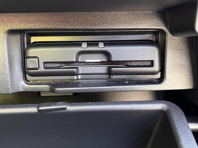 セレナ e-パワー ハイウェイスターV eパワーハイウェイスターV_ワンオーナー車_10インチSDナビ_フルセグTV_アラウンドビューモニターフリップダウンモニター_ハンズフリー左右オートスライドドア_(19枚目)