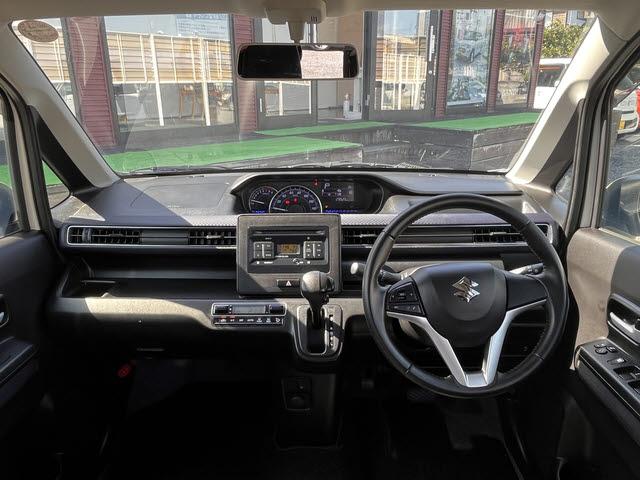 ワゴンR ハイブリッドFZ ハイブリッドFZ・禁煙車・キーフリーシステム・プッシュスタート・LEDヘッドライト・オートライト・アイドリングステップ・運転席シートヒーター・ウインカードアミラー・純正CDデッキ・ベンチシート(3枚目)