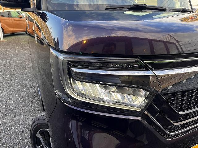 N-BOXカスタム G・Lホンダセンシング カスタム G・Lホンダセンシング_禁煙車・純正メモリーナビ・フルセグTV・バックモニター・アダプティブクルーズコントロール・ビルトインETC・パワースライドドア・シートヒーター・キーフリー(12枚目)