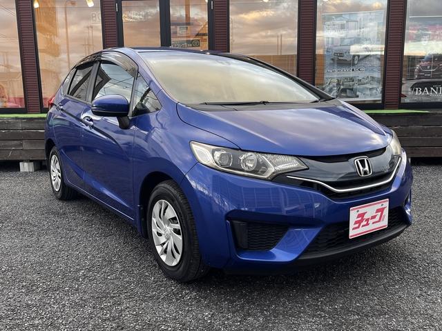 フィット １３Ｇ・Ｌパッケージ　ワンオーナー・８インチメモリーナビ・フルセグＴＶ・Ｂｌｕｅｔｏｏｔｈ・バックカメラ・ステアリングリモコン・ＥＴＣ・キーフリー・オートエアコン・アイドリングストップ（6枚目）