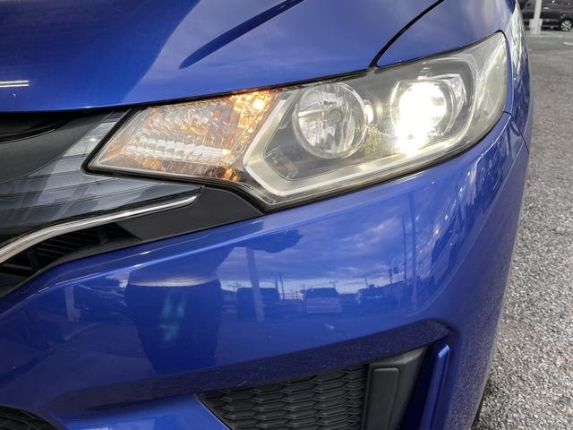 フィット １３Ｇ・Ｌパッケージ　ワンオーナー・８インチメモリーナビ・フルセグＴＶ・Ｂｌｕｅｔｏｏｔｈ・バックカメラ・ステアリングリモコン・ＥＴＣ・キーフリー・オートエアコン・アイドリングストップ（27枚目）