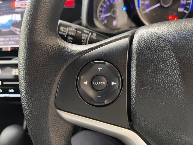 フィット １３Ｇ・Ｌパッケージ　ワンオーナー・８インチメモリーナビ・フルセグＴＶ・Ｂｌｕｅｔｏｏｔｈ・バックカメラ・ステアリングリモコン・ＥＴＣ・キーフリー・オートエアコン・アイドリングストップ（33枚目）