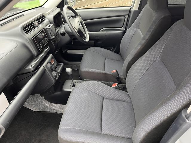 プロボックス ハイブリッドGX 禁煙車・フロントパワーウィンドウ・電動格納ミラー・ETC・オートライト・オートハイビーム・オートエアコン・社外CDデッキ・ラジオ・トヨタセーフティーセンス・キーレスエントリー(22枚目)