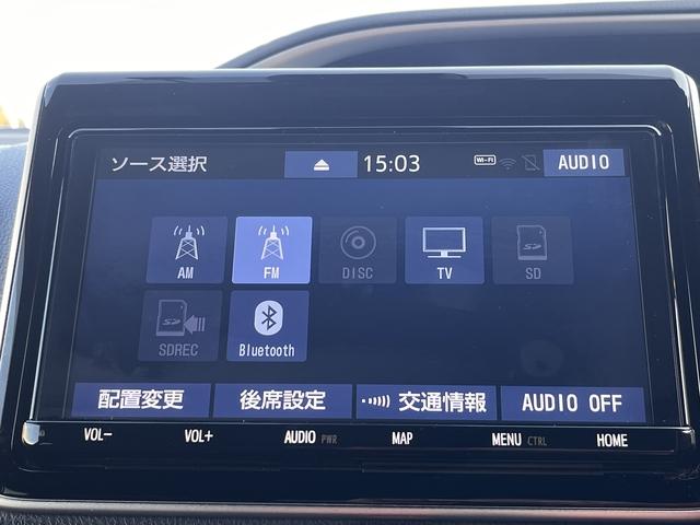 ヴォクシー ZS 煌III ZSキラメキ3_9インチSDナビ_フルセグTV_純正フリップダウンモニター_ETC2.0_セーフティーセンス_クルーズコントロール_両側パワースライドドア_LEDヘッドライト_オートライト_キーフリー(11枚目)