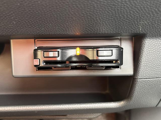 アルトラパン Ｇ　Ｇ＿カロッツェリアメモリーナビ＿ワンセグＴＶ＿バックモニター＿ＥＴＣ＿キーフリーシステム＿プッシュスタート＿４ＡＴ＿パワーステアリング＿パワーウインドウ＿ＡＢＳ＿エアバッグ＿ベージュ内装＿（19枚目）