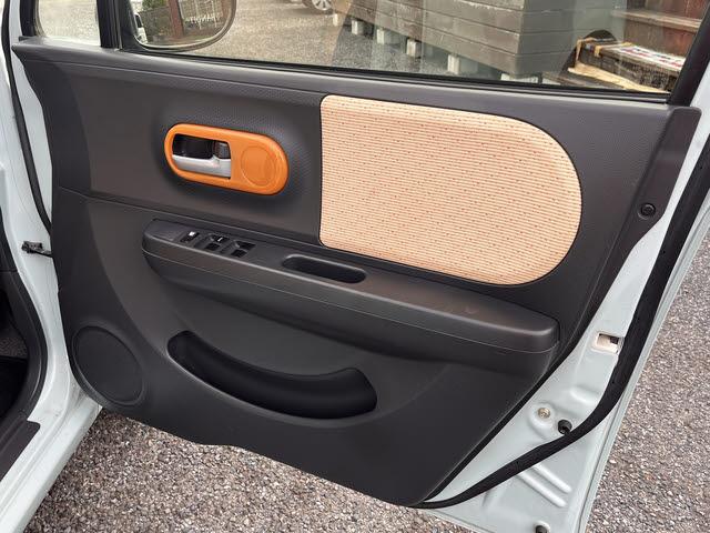 アルトラパン Ｇ　Ｇ＿カロッツェリアメモリーナビ＿ワンセグＴＶ＿バックモニター＿ＥＴＣ＿キーフリーシステム＿プッシュスタート＿４ＡＴ＿パワーステアリング＿パワーウインドウ＿ＡＢＳ＿エアバッグ＿ベージュ内装＿（21枚目）