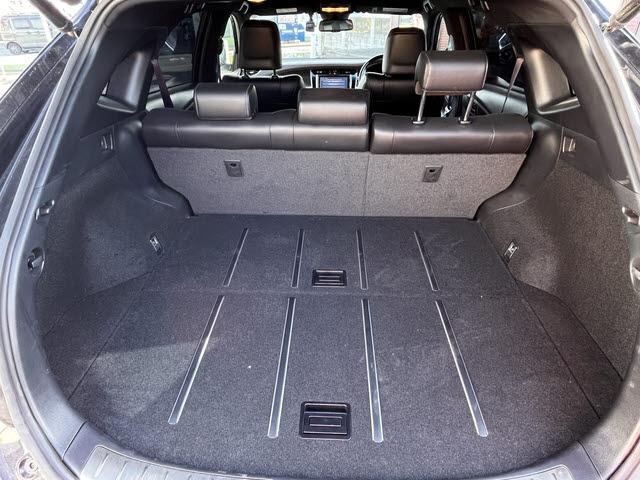 ハリアー プレミアム　スタイルモーヴ　プレミアムスタイルモーヴ＿モデリスタＦＳＲエアロ＿９インチ純正ＳＤナビ＿フルセグＴＶ＿バックモニター＿セーフティーセンス＿アダプティブクルーズコントロール＿ハーフレザーシート＿パワーシート（18枚目）