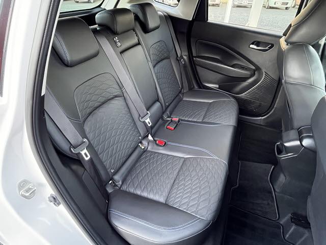 ノート オーテック クロスオーバー オーテッククロスオーバー_ニッサンコネクトナビ_フルセグTV_アラウンドビューモニター_エマージェンシーブレーキ_アダプティブクルーズコントロール_デジタルインナーミラー_専用レザーシート(8枚目)