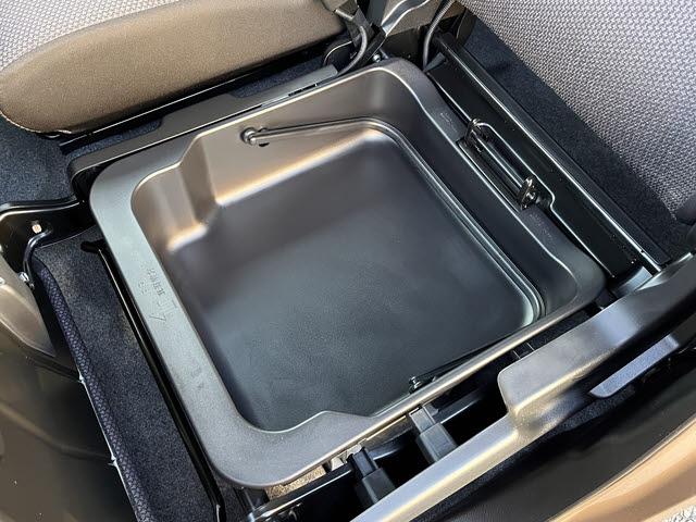 ワゴンＲスマイル ハイブリッドＳリミテッド　ハイブリッドＳリミテッド＿デュアルカメラブレーキサポート＿エンジンプッシュスタート＿キーフリーシステム＿ステアリングスイッチ＿シートヒーター＿リアパーキングセンサー＿アイドリングストップ（12枚目）