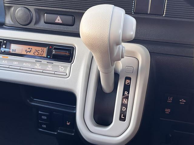 ワゴンＲスマイル ハイブリッドＳリミテッド　ハイブリッドＳリミテッド＿デュアルカメラブレーキサポート＿エンジンプッシュスタート＿キーフリーシステム＿ステアリングスイッチ＿シートヒーター＿リアパーキングセンサー＿アイドリングストップ（16枚目）