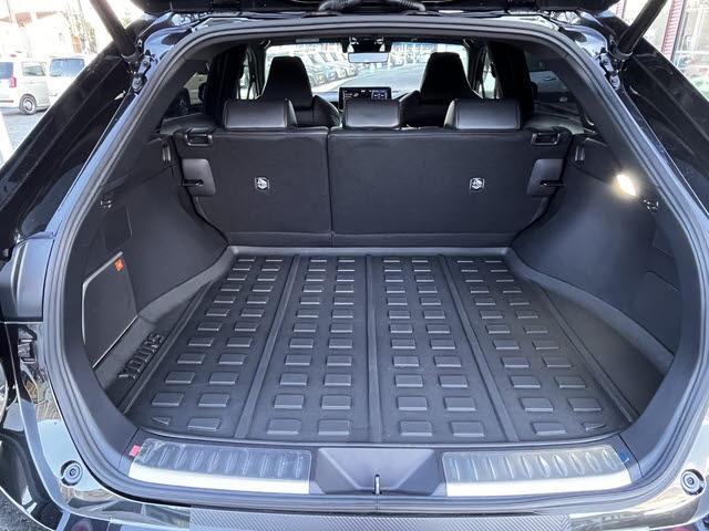 ハリアーハイブリッド Ｚ　レザーパッケージ　Ｚレザーパッケージ＿モデリスタフルエアロ＿トムスフロントグリル＿ＪＢＬサウンド＿ワンオーナー車＿純正デジタルインナーミラー＿全方位モニター＿コネクトナビ＿フルセグＴＶ＿セーフティーセンス＿ＥＴＣ２．０（18枚目）